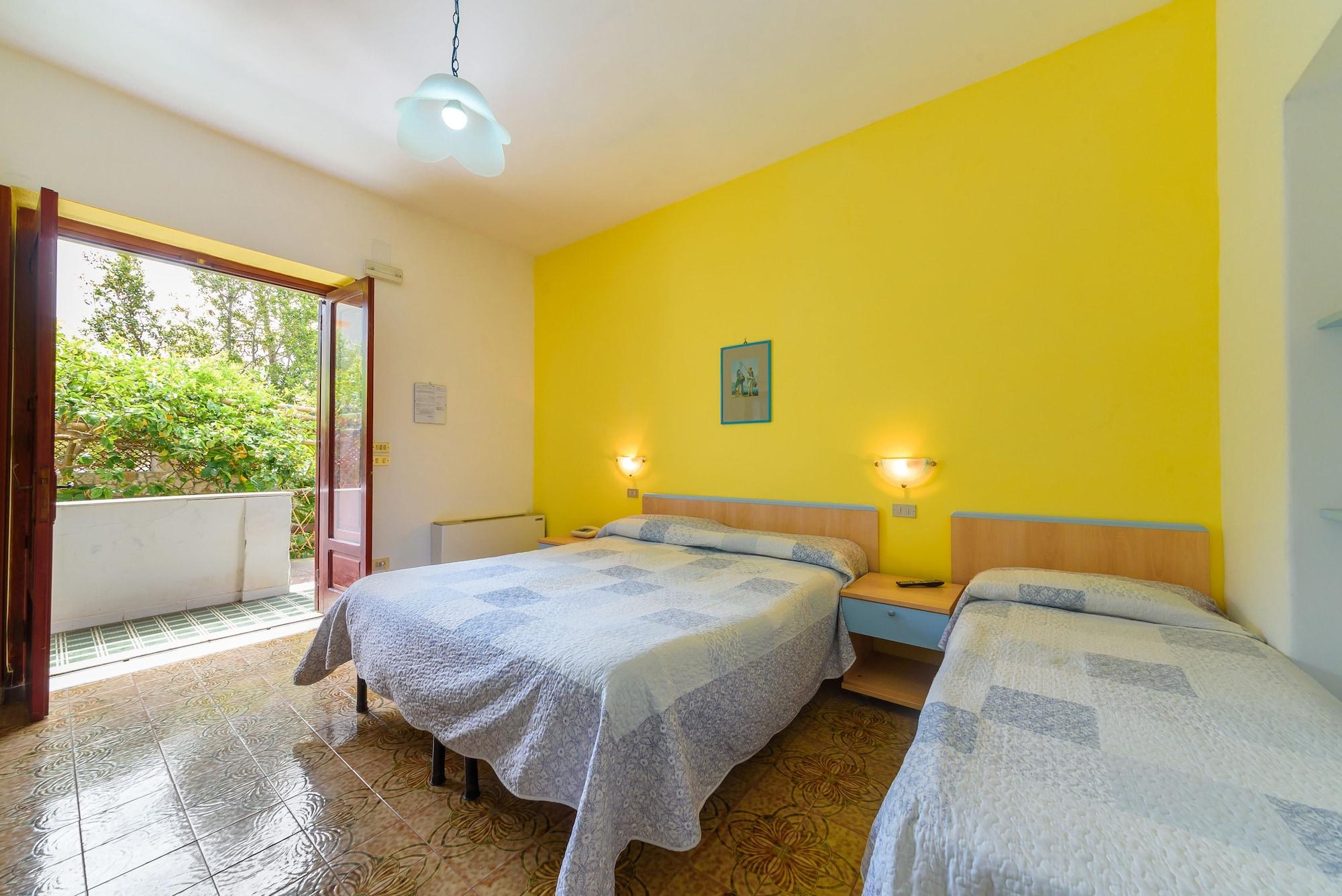 Hotel Celeste بروسيدا المظهر الخارجي الصورة